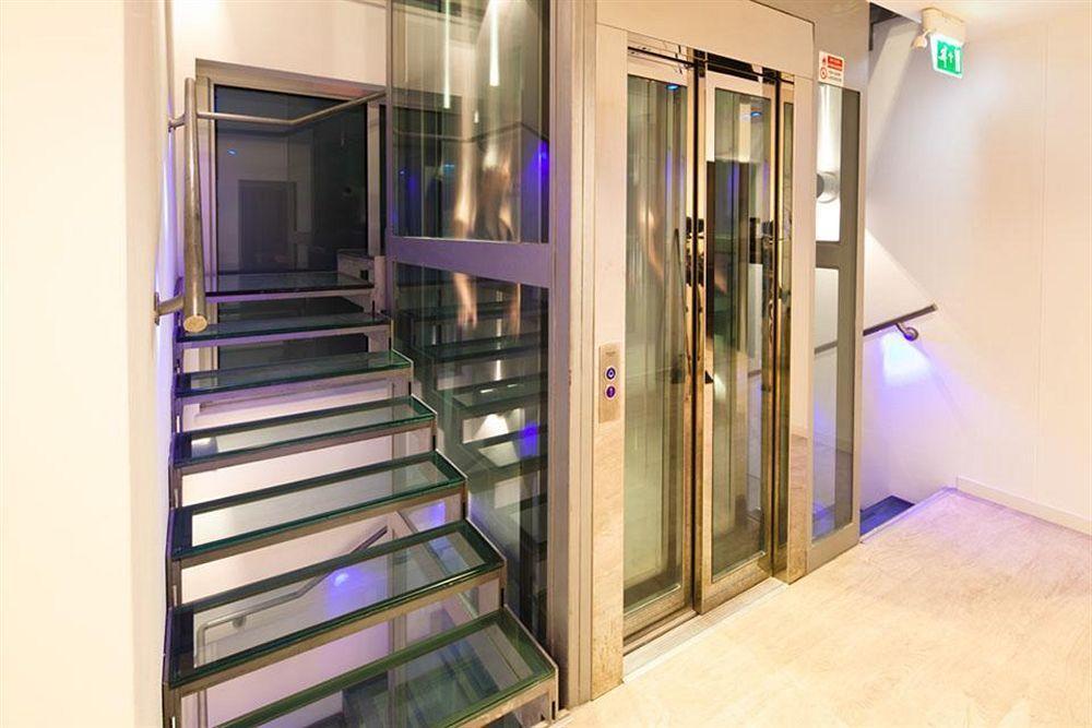 Residence Лено Екстериор снимка