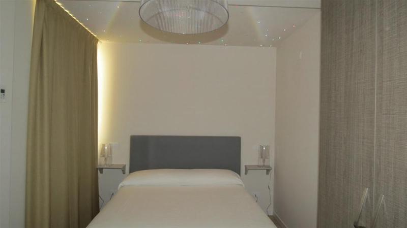 Residence Лено Екстериор снимка