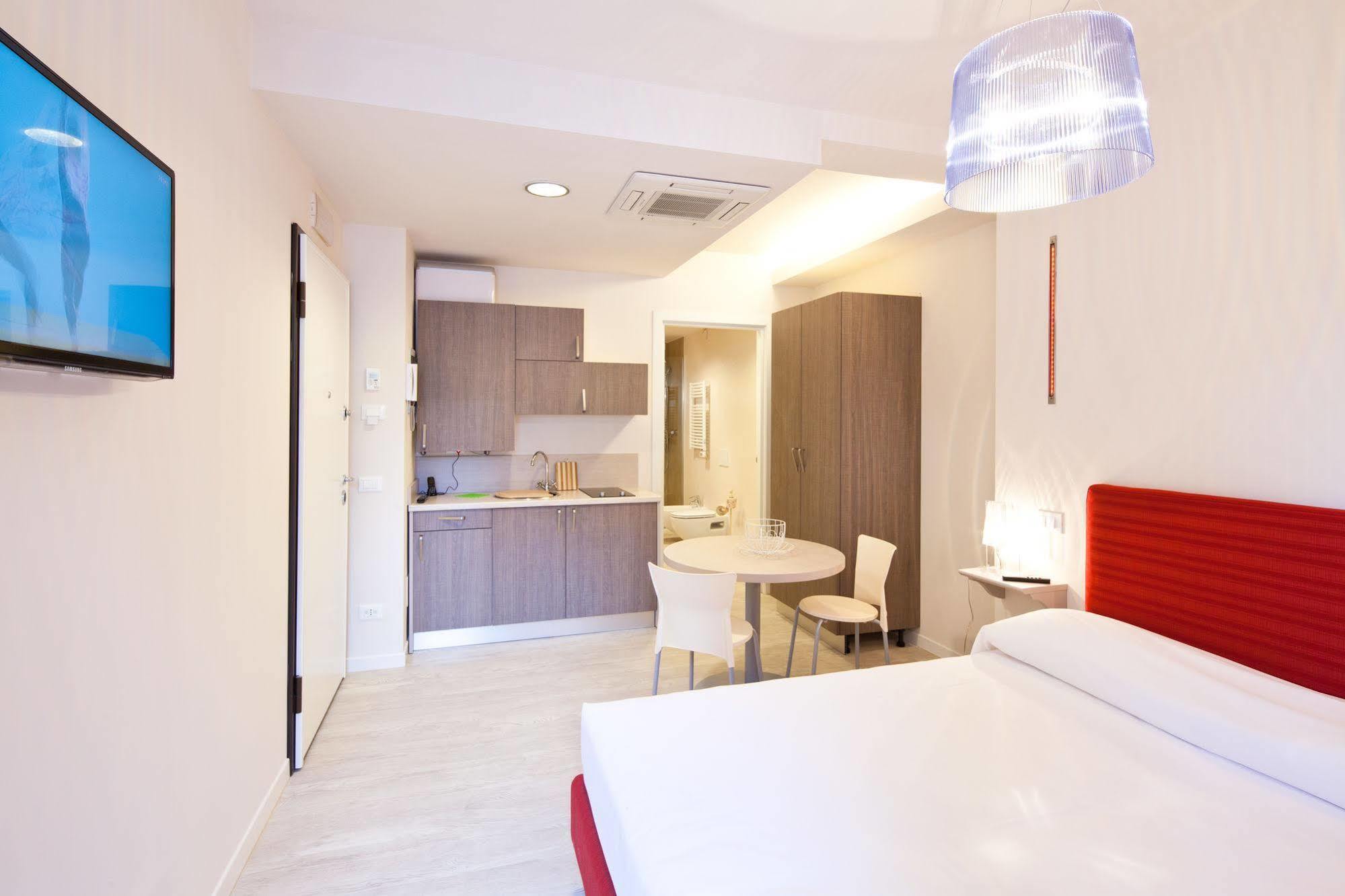 Residence Лено Екстериор снимка