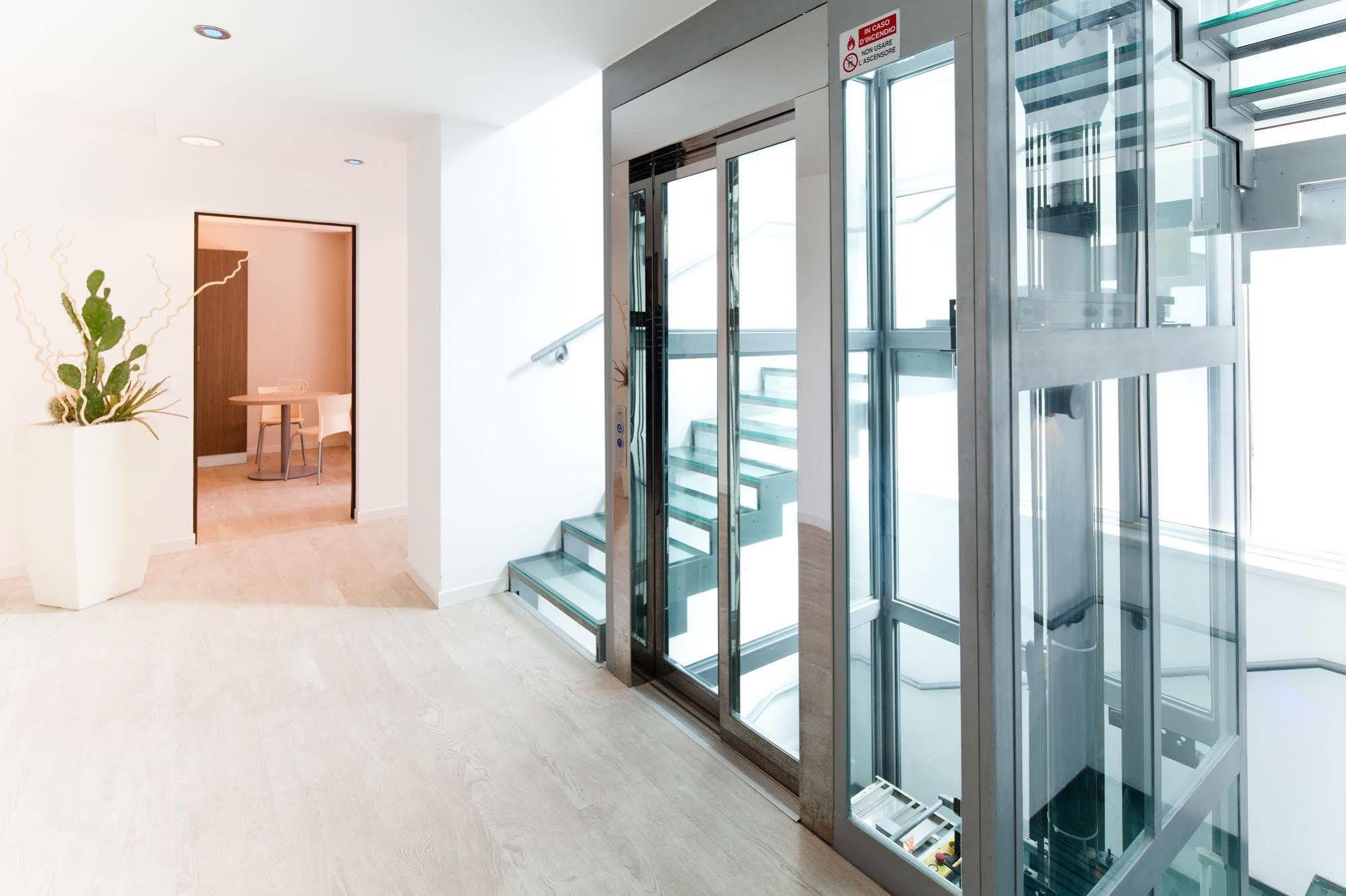 Residence Лено Екстериор снимка